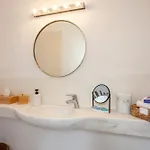 Olea Tinos, A Luxury * Kardhianí
