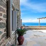 Villa Olea Tinos, A Luxury Kardhianí