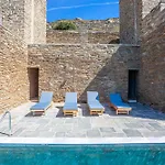 Olea Tinos, A Luxury Kardhianí
