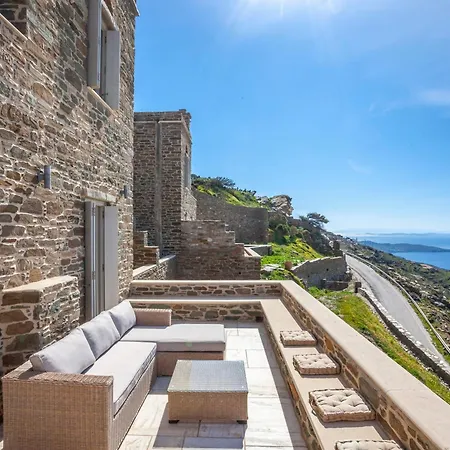 Olea Tinos, A Luxury Villa Kardhianí