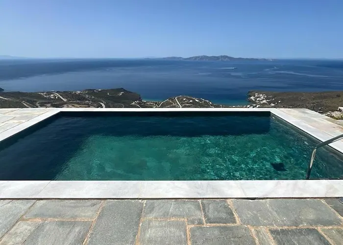 Villa Olea Tinos, A Luxury Kardhianí