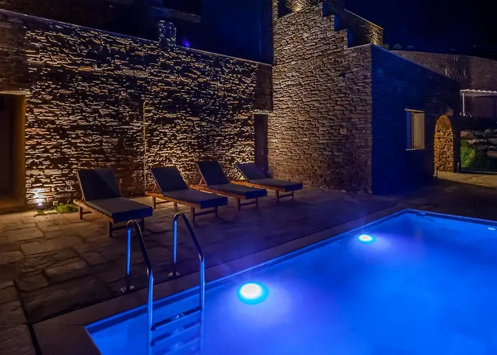 Olea Tinos, A Luxury Kardhianí