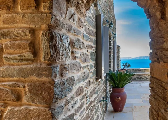 Olea Tinos, A Luxury Villa Kardhianí