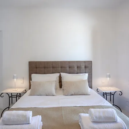 Olea Tinos, A Luxury * Kardhiani