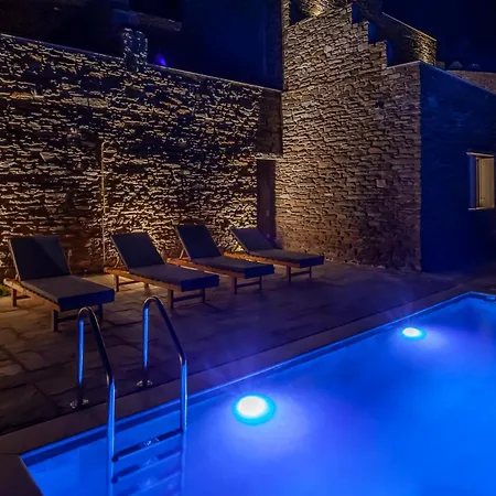 Olea Tinos, A Luxury Kardhianí