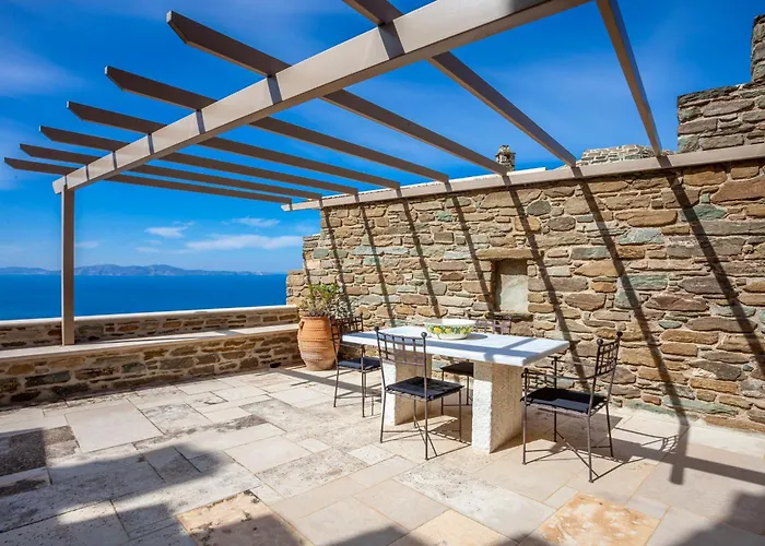 Olea Tinos, A Luxury Βίλα