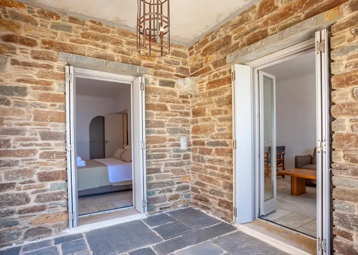 Olea Tinos, A Luxury Βίλα